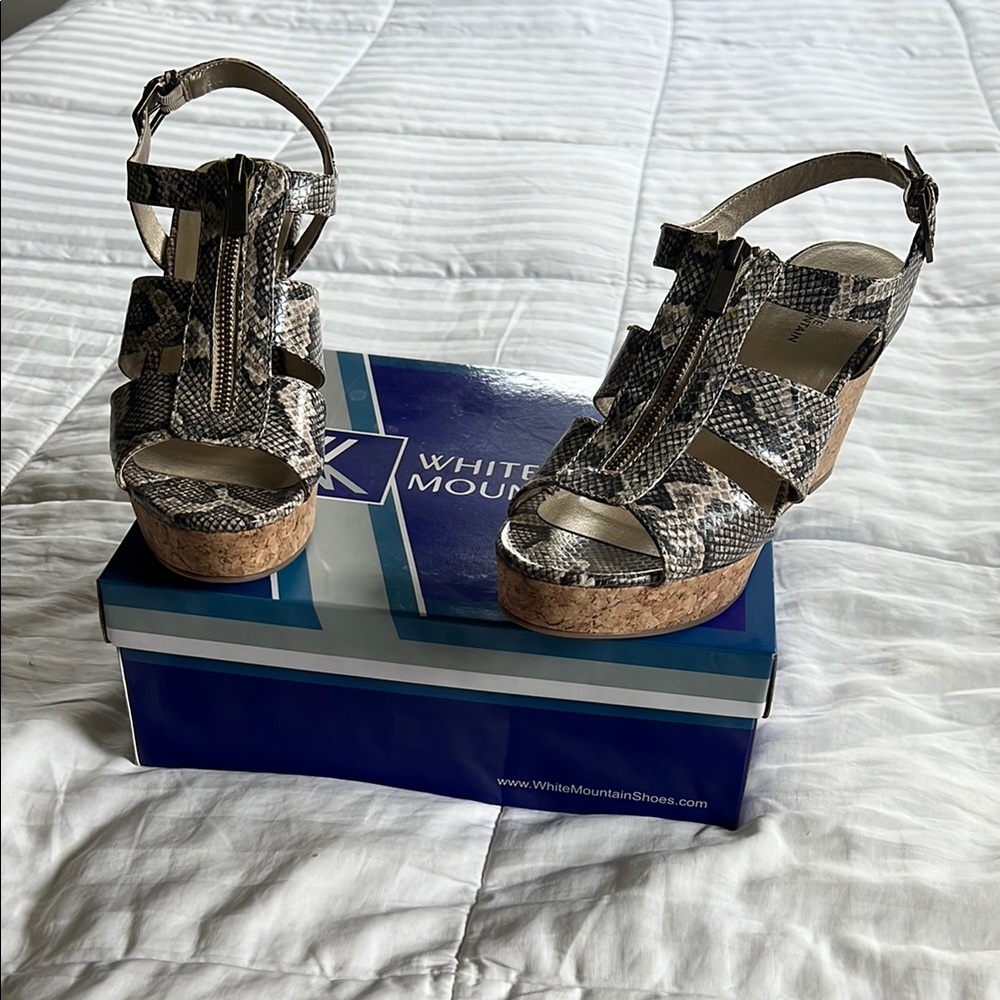 White Mountain Women's Snakeskin Wedge Sandals